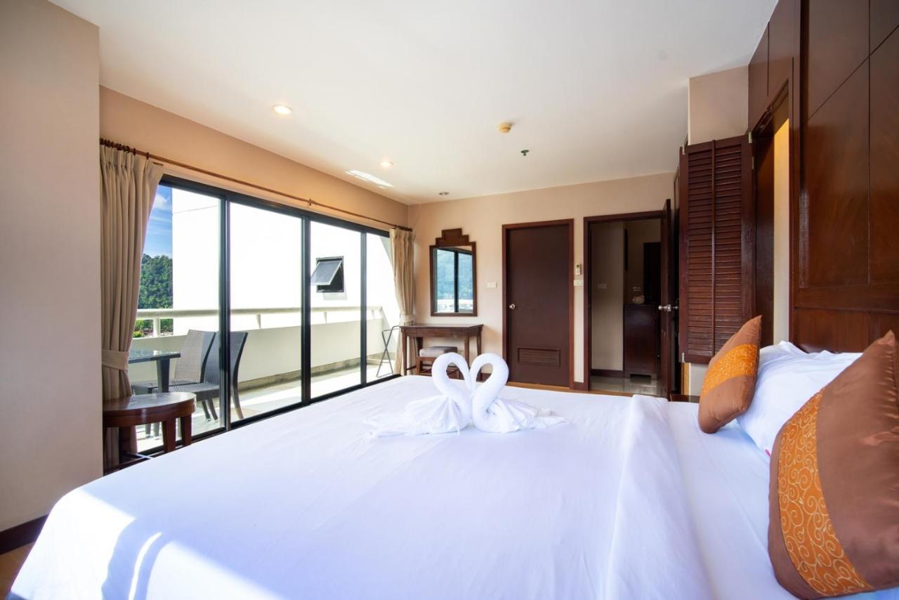 Patong Tower Beach Apartment By Seesea Екстериор снимка